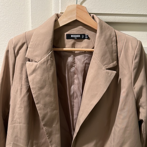 Blazer - Picture 2 of 2